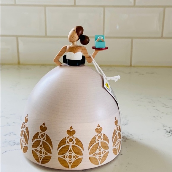 Wooderful Life Dancing Bride Wooden Music Box - Picture 4 of 14